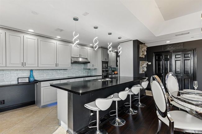 APT-2404 - 3350 Mccue Rd, Condo with 3 bedrooms, 3 bathrooms and 2 parking in Houston TX | Image 16
