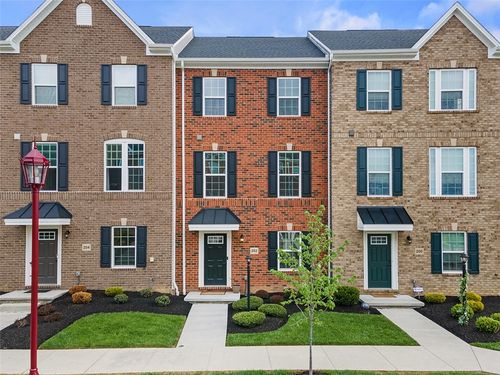 202 Amon St, Cranberry Twp, PA, 16066-2419 | Card Image