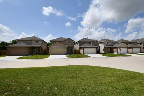 2803 Topiary Ln, Houston, TX, 77014-2945 | Card Image