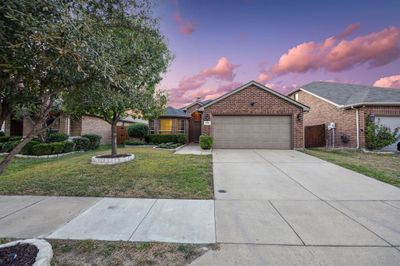 2004 Carriage Road, House other with 3 bedrooms, 2 bathrooms and null parking in Heartland TX | Image 1