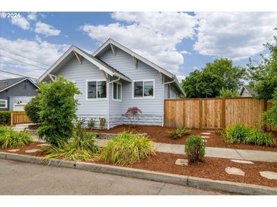 358 W 15 Th Ave, House other with 4 bedrooms, 3 bathrooms and null parking in Eugene OR | Image 3