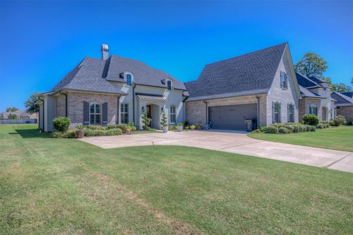 237 Peregrine Way, Bossier City, LA, 71112 | Card Image
