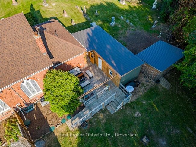 3318 Dundas St, House other with 3 bedrooms, 2 bathrooms and 6 parking in Burlington ON | Image 34