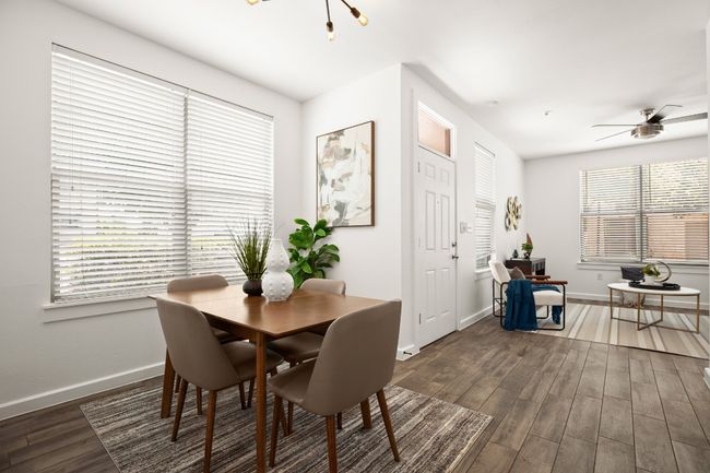 APT-1103 - 1201 Grove Blvd, Condo with 2 bedrooms, 3 bathrooms and 2 parking in Austin TX | Image 8
