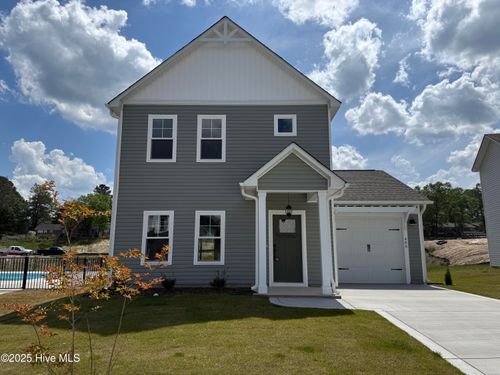 485 Kendall Dr, Southern Pines, NC, 28387-3701 | Card Image