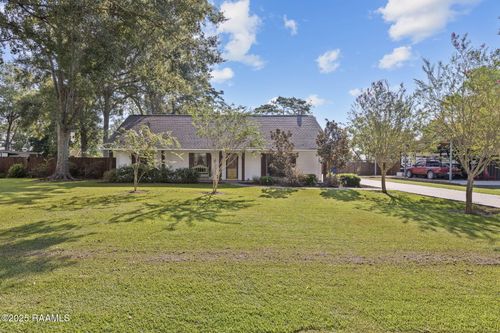 165 Williamson Dr, Krotz Springs, LA, 70750-5330 | Card Image