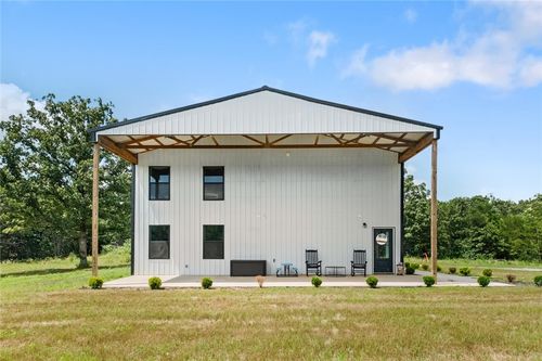 20684 Leonard Ranch Rd, Gravette, AR, 72736-9061 | Card Image