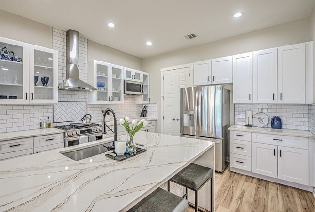 171 Eely Rd, House other with 5 bedrooms, 4 bathrooms and null parking in McDade TX | Image 7