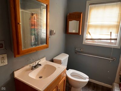 3910 E 34th Street, House other with 2 bedrooms, 1 bathrooms and null parking in Indianapolis IN | Image 3