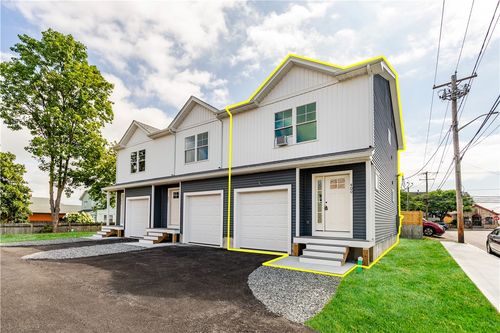 c-400 Juniper St, East Providence, RI, 02914-4972 | Card Image
