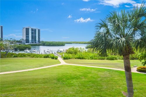 apt-306-320 Horse Creek Dr, NAPLES, FL, 34110-6032 | Card Image
