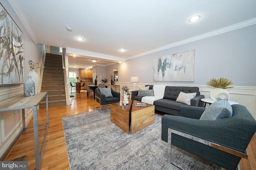 2406 Catharine St, PHILADELPHIA, PA, 19146-2404 | Card Image