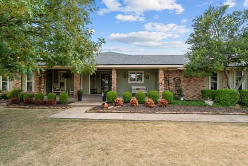 1910 Circleview Drive, Weatherford, TX, 76087 | Card Image