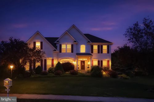 1034 Runaway Dr, PENNSBURG, PA, 18073-1649 | Card Image
