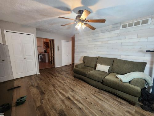 29249 Hayes #74 Road, Warren, MI, 48088 | Card Image