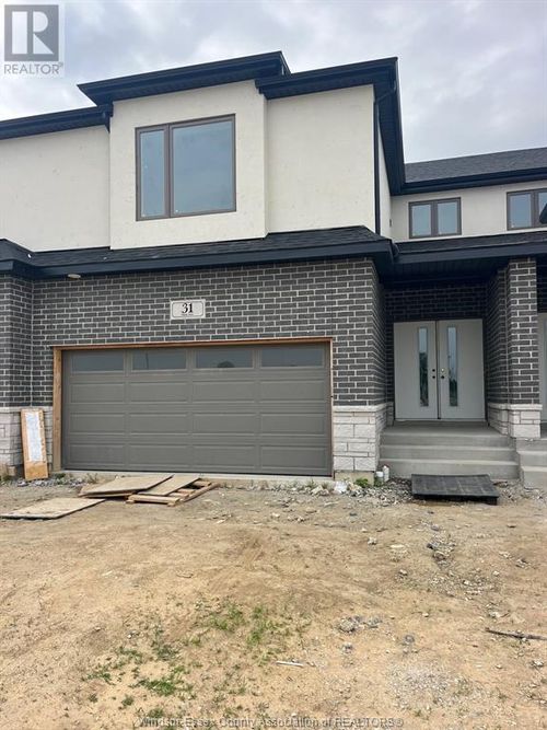 31 Eagle St, Leamington, ON, N8H0G4 | Card Image