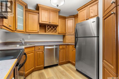 4341 Rae St, Regina, SK, S4S3B2 | Card Image