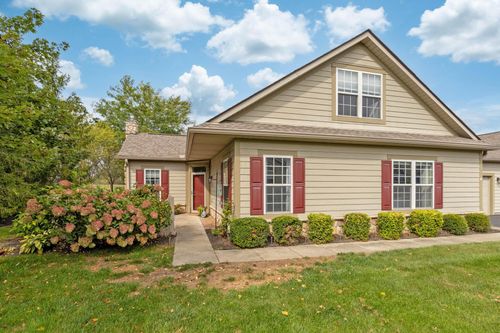 183 Reddington Village Ln, Newark, OH, 43055-6154 | Card Image