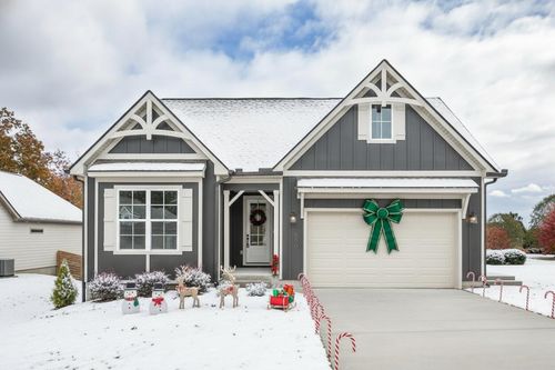 609 Nature Trl, Soddy Daisy, TN, 37379-7802 | Card Image