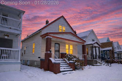 11655 Mitchell St, Hamtramck, MI, 48212-3008 | Card Image