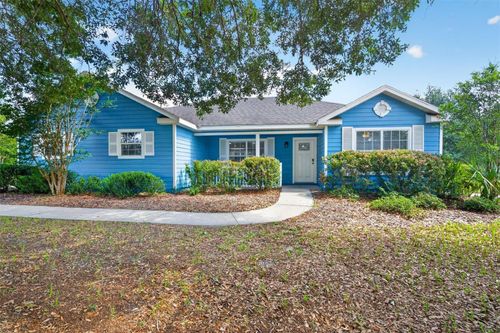 9892 95th Pl, GAINESVILLE, FL, 32608-9206 | Card Image