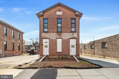 1-424 Chestnut St, POTTSTOWN, PA, 19464-5604 | Card Image