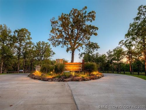 214 Patriot Pointe Avenue, Eufaula, OK, 74432 | Card Image