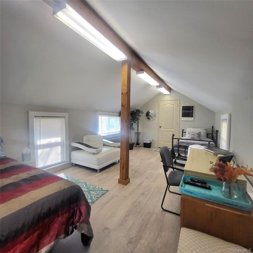 126 Sullivan St, Wurtsboro, NY, 12790-8230 | Card Image