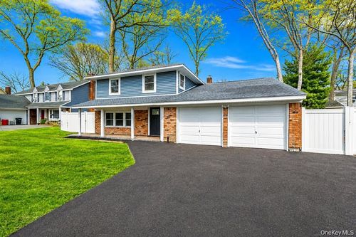 76 Moriches Rd, Lake Grove, NY, 11755-2210 | Card Image