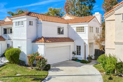 4345 Willow Glen St, Calabasas, CA, 91302-1976 | Card Image