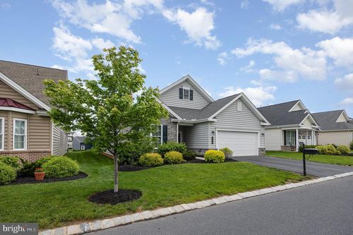 226 Loyal Dr, MECHANICSBURG, PA, 17050-9514 | Card Image