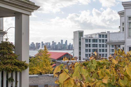 313-147 E 1st St, North Vancouver, BC, V7L1B2 | Card Image