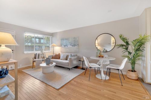 apt-3-61 Pixley Ave, Corte Madera, CA, 94925-1443 | Card Image