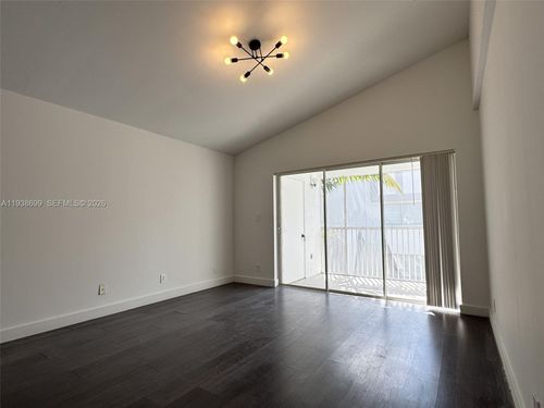 apt-271-5672 Rock Island Rd, Tamarac, FL, 33319-2888 | Card Image