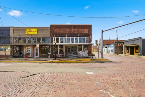 10 S Side Sq, Cooper, TX, 75432-1937 | Card Image