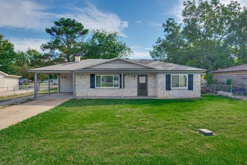 130 Wright Dr, Blossom, TX, 75416-2816 | Card Image