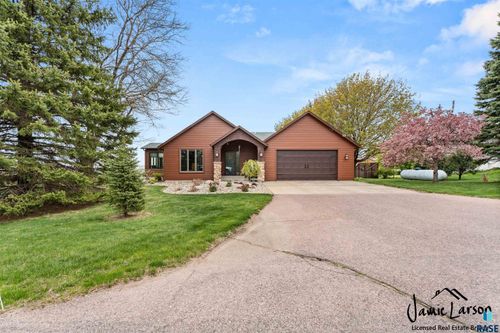 47649 Surrell St Street, Sioux Falls, SD, 57104 | Card Image
