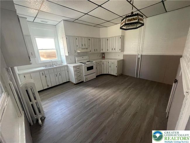 213 W Broad St, Condo with 0 bedrooms, 0 bathrooms and null parking in Tamaqua PA | Image 11