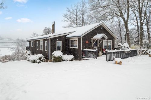 4 Beachway Dr, Holmes, NY, 12531-5524 | Card Image