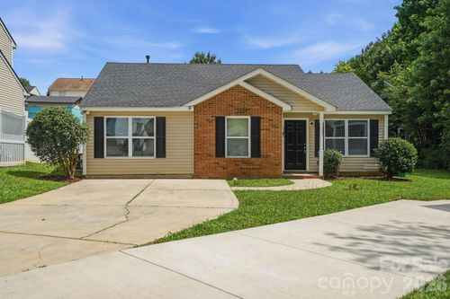 2306 Jordi Way, Charlotte, NC, 28213-4912 | Card Image