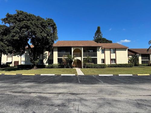 a2-4962 Sable Pine A2 Circle, West Palm Beach, FL, 33417 | Card Image