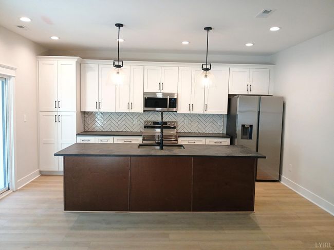 113 Luke Ct, Townhouse with 3 bedrooms, 3 bathrooms and null parking in Rustburg VA | Image 9