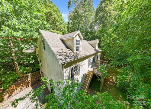 99 Indian Hill Dr, Leicester, NC, 28748-5673 | Card Image