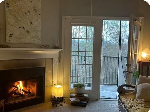 apt-308-300 Vista Lake Dr, Candler, NC, 28715-7172 | Card Image