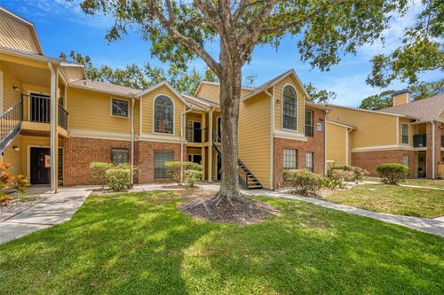 unit-205-8647 Mallard Reserve Dr, TAMPA, FL, 33614-2350 | Card Image