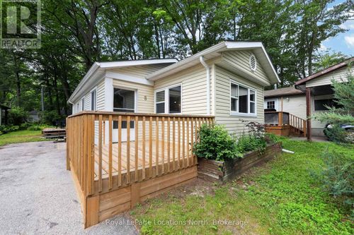 8 Shaw St, Wasaga Beach, ON, L9Z1K3 | Card Image