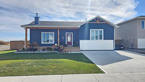 166 9 St, Fort Macleod, AB, T0L | Card Image