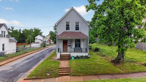 6549 Bartmer Ave, University City, MO, 63130-2629 | Card Image