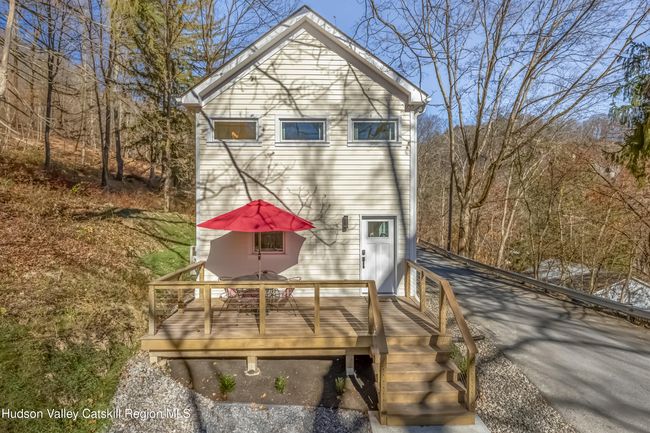 20 Cambell St, House other with 3 bedrooms, 3 bathrooms and null parking in Cottekill NY | Image 26
