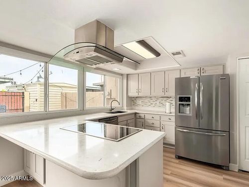 5141 N Granite Reef Rd, Scottsdale, AZ, 85250-7422 | Card Image